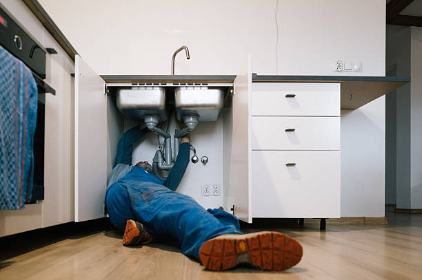 Professional Leak Detection technician working in Middletown, NY